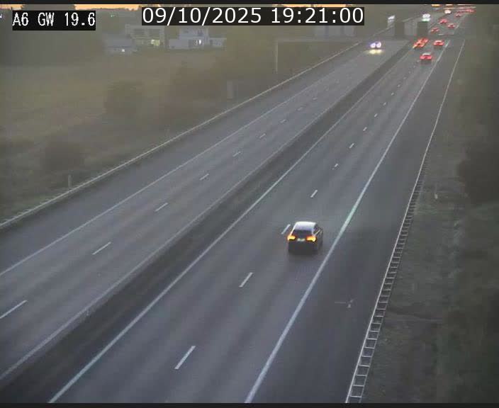 Traffic live webcam Luxembourg - Steinfort - A6 - BK 19.6 - direction Belgique
