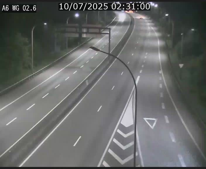 Traffic live webcam Luxembourg Croix de Cessange - A6 - BK 2.6 - direction France/Allemagne