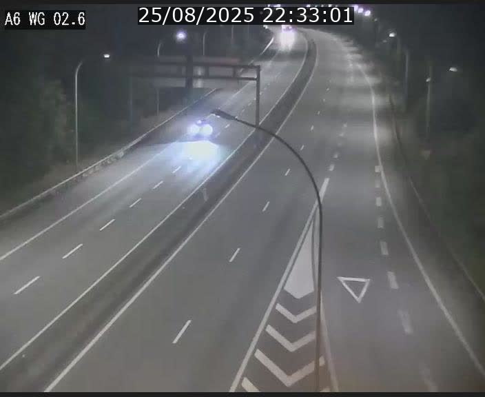 Traffic live webcam Luxembourg Croix de Cessange - A6 - BK 2.6 - direction France/Allemagne
