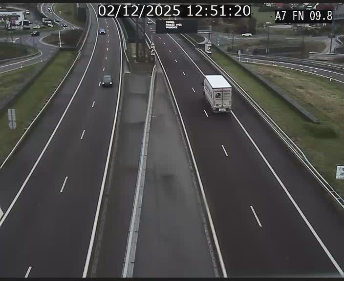 Caméra trafic Luxembourg - A7, Tunnel Gousselerbierg, sortie sud, direction rond-point Lorentzweiler (BK 9.9)