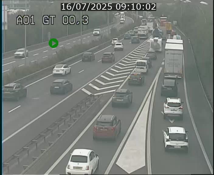 Traffic live webcam Luxembourg Croix de Gasperich - A1 direction Kirchberg - BK 0.3