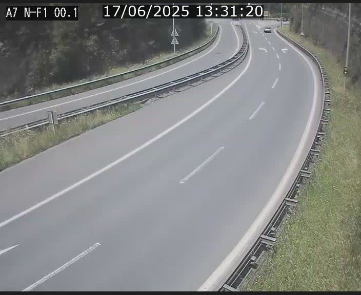 Webcam autoroute Luxembourg A7 située dans la sortie 1 Waldhof, vers la N11, avant le Tunnel Stafelter