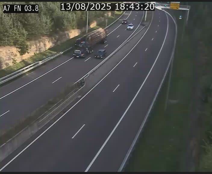 Caméra autoroute Luxembourg A7 - Passage à gibier Rëngelbour - direction Tunnel Stafelter