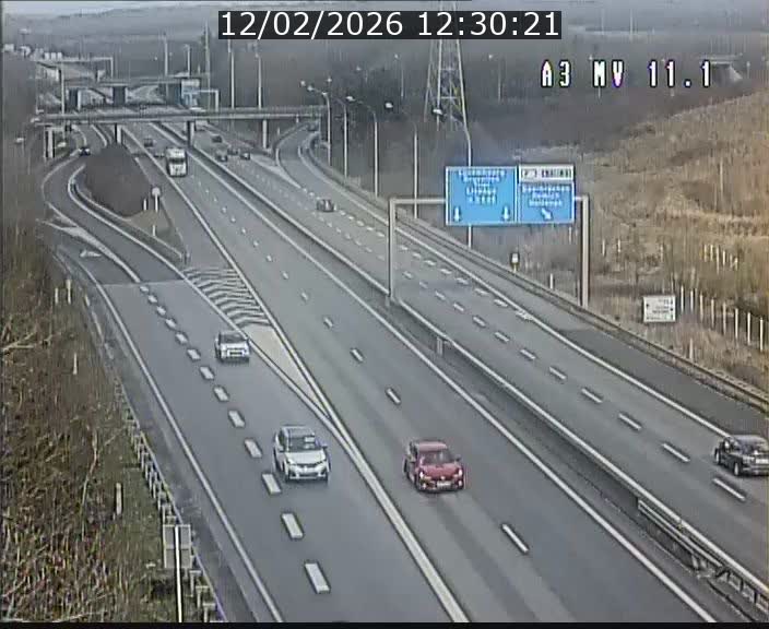 Traffic live webcam Luxembourg Croix de Bettembourg A3 - BK 11.1 - direction Luxembourg-ville