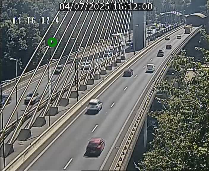 Traffic live webcam Luxembourg Sandweiler - A1 direction Luxembourg-ville - BK 2.4