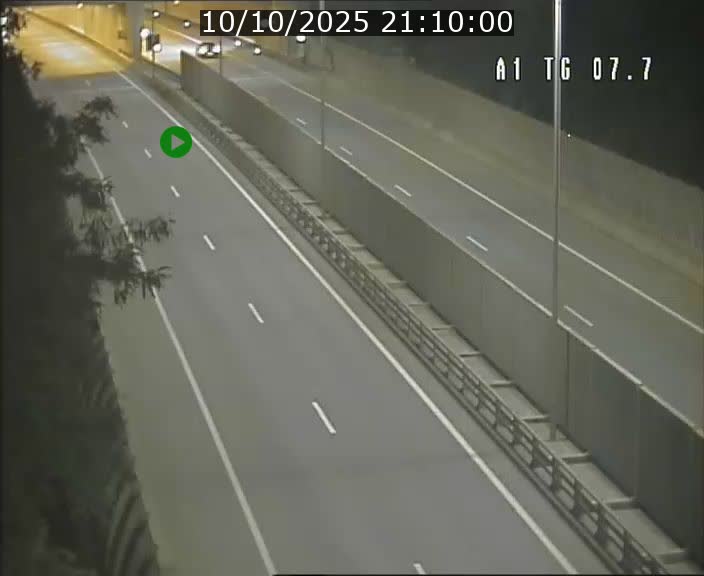Traffic live webcam Luxembourg Kirchberg - A1 direction Luxembourg-ville - BK 7.7