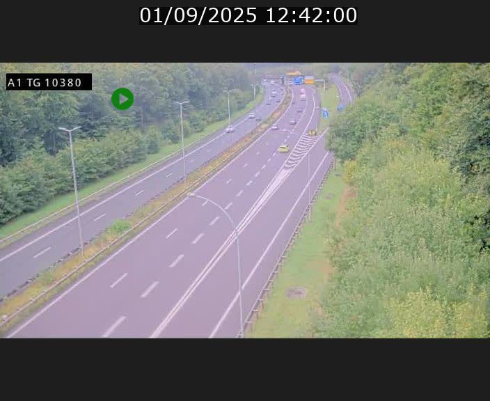 Traffic live webcam Luxembourg Senningerberg - A1 direction Luxembourg Kirchberg - BK 10.3