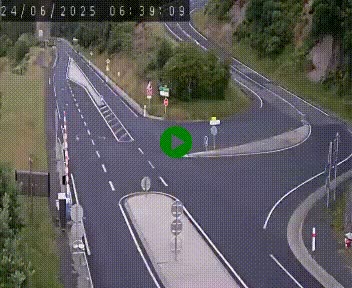 Webcam routière sur la N122 au niveau du Tunnel du Lioran. Vue de l'entrée côté Aurillac.
