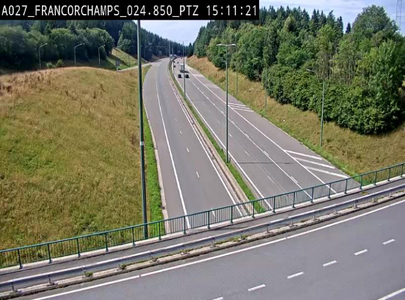 Webcam E42 (A27) dans les Ardennes à Francorchamps, à proximité du circuit de Spa. Vue orientée vers Liège