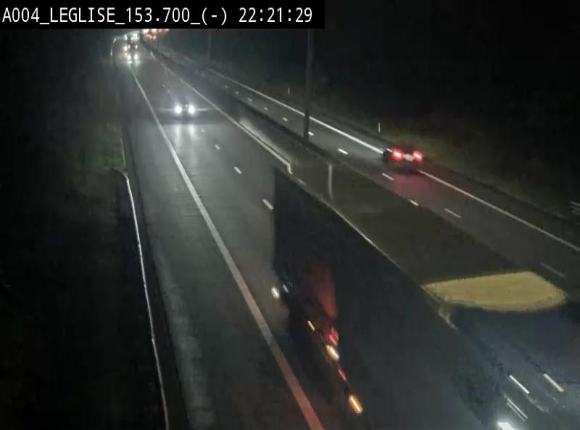 Webcam autoroute A4 (E411-E25) à Léglise, avant la jonction avec la N40. Vue orientée vers Bruxelles