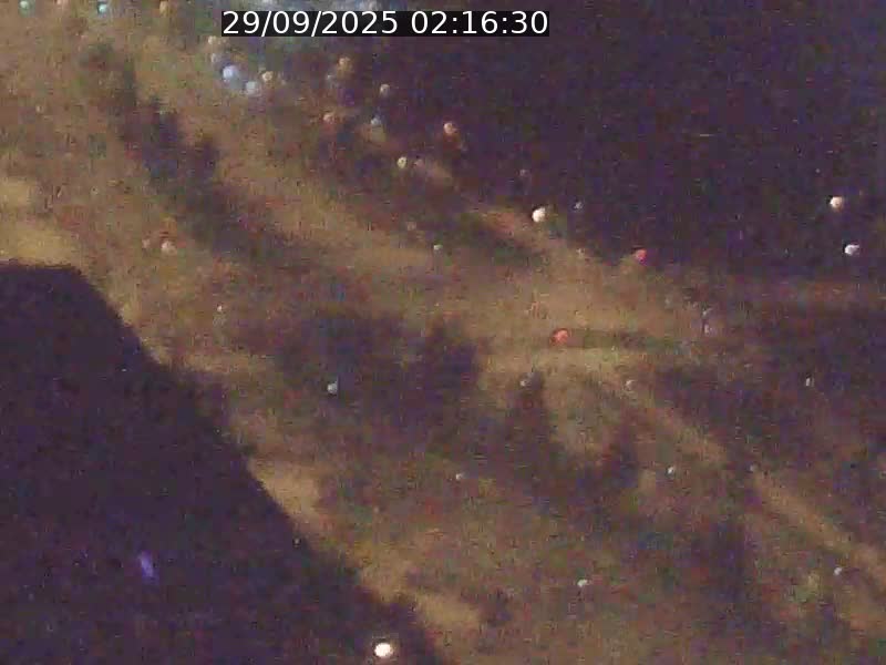Webcam sur l'avenue John Fitzgerald Kennedy (N51) avec vue sur le Pont rouge (Pont Grande Duchesse Charlotte), l'arrêt Pfaffenthal et l'entrée du quartier Kirchberg