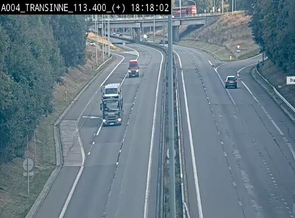 Webcam dans les Ardennes sur l'E411 à hauteur de Transinne. Vue orientée vers le sud de la Belgique