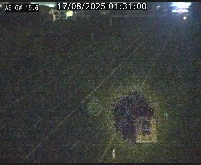 Traffic live webcam Luxembourg - Steinfort - A6 - BK 19.6 - direction Belgique