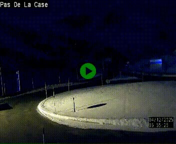 Webcam sur la N22 au niveau du poste frontière entre la France et Andorre à proximité de Pas de la Case à plus de 2000 mètres d'altitude