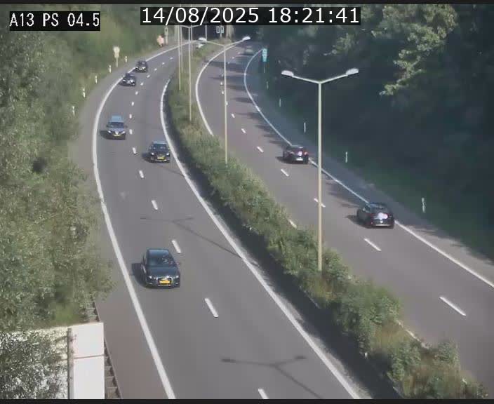 Traffic live webcam Luxembourg Differdange - A13 direction Esch-sur-Alzette - BK 4.5