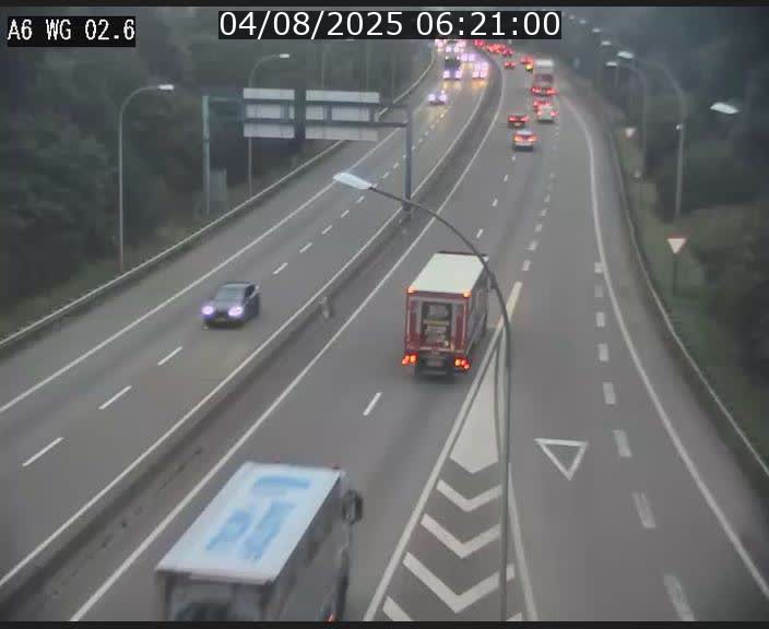 Traffic live webcam Luxembourg Croix de Cessange - A6 - BK 2.6 - direction France/Allemagne