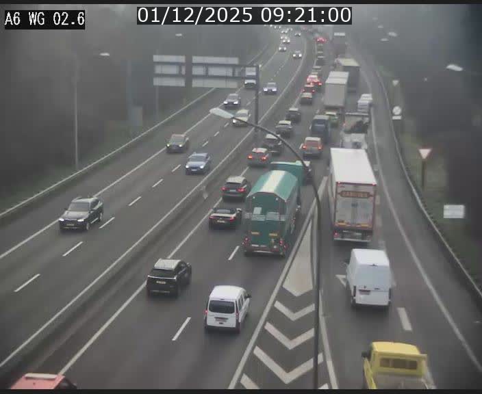 Traffic live webcam Luxembourg Croix de Cessange - A6 - BK 2.6 - direction France/Allemagne