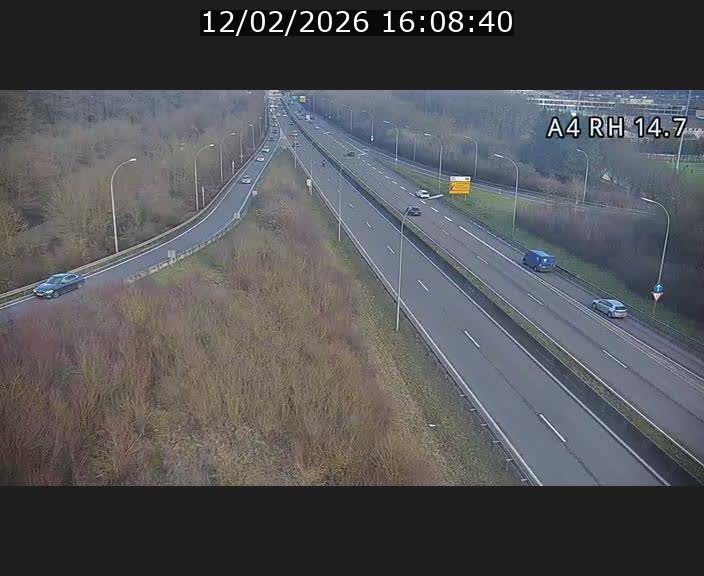 Traffic live webcam Luxembourg Jonction Lankelz - A4 - BK 14.7 - direction Luxembourg