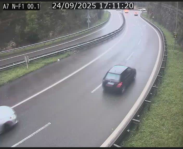 Webcam autoroute Luxembourg A7 située dans la sortie 1 Waldhof, vers la N11, avant le Tunnel Stafelter