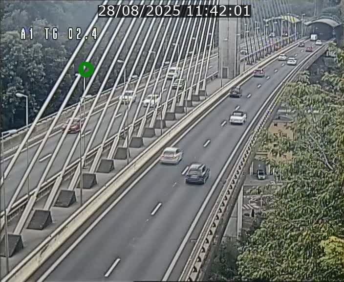 Traffic live webcam Luxembourg Sandweiler - A1 direction Luxembourg-ville - BK 2.4