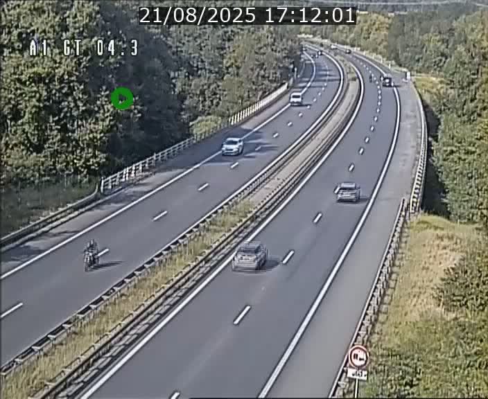 Traffic live webcam Luxembourg Itzig - A1 direction Sandweiler - BK 4.3