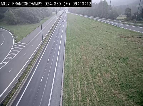Caméra autoroutière à proximité du circuit de Spa-Francorchamps à Stavelot sur l'A27/E42