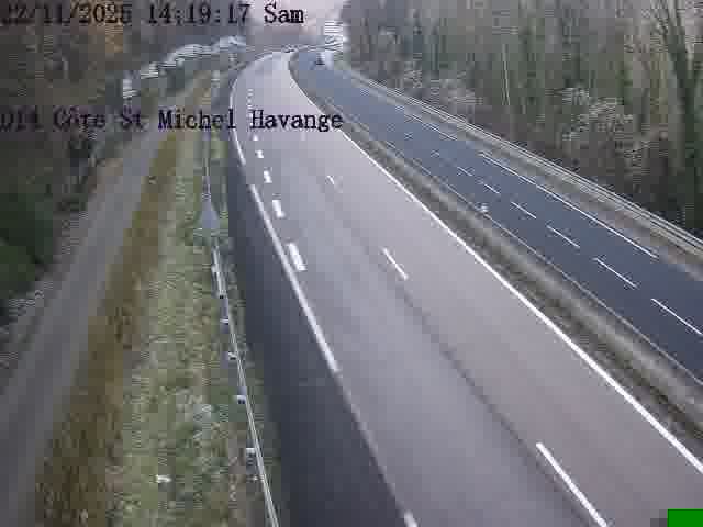 Clone of Webcam sur la D14, dans la côte Saint-Michel. Vue orientée vers Havange