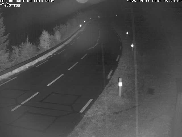 Webcam à 406 mètres d'altitude au niveau du col du haut du bois sur la RD32