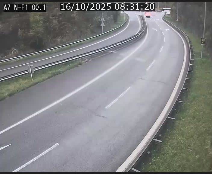Webcam autoroute Luxembourg A7 située dans la sortie 1 Waldhof, vers la N11, avant le Tunnel Stafelter