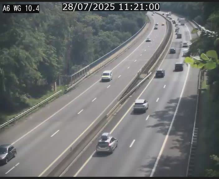 Traffic live webcam Luxembourg Mamer - A6 - BK 10.4 - direction Luxembourg/France/Allemagne