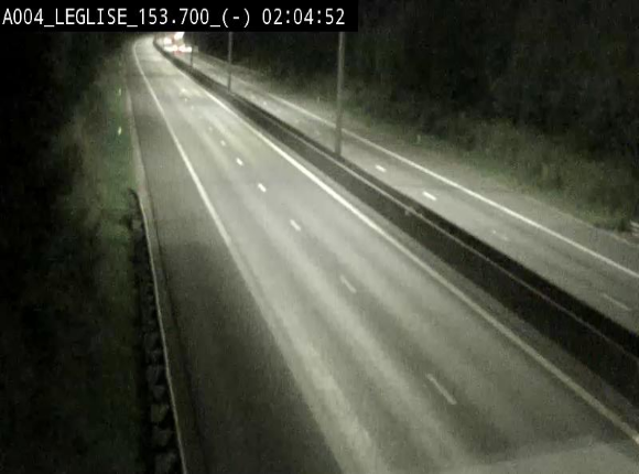 Webcam autoroute A4 (E411-E25) à Léglise, avant la jonction avec la N40. Vue orientée vers Bruxelles