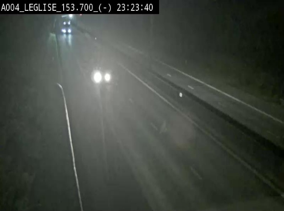 Webcam autoroute A4 (E411-E25) à Léglise, avant la jonction avec la N40. Vue orientée vers Bruxelles