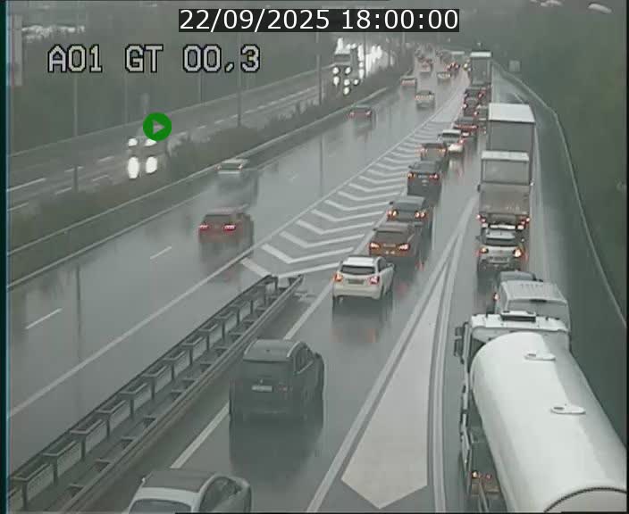 Traffic live webcam Luxembourg Croix de Gasperich - A1 direction Kirchberg - BK 0.3