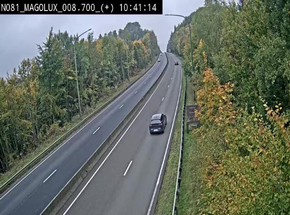 Webcam sur la N81 (E411) à hauteur de la jonction avec la N883. Vue orientée vers Longwy