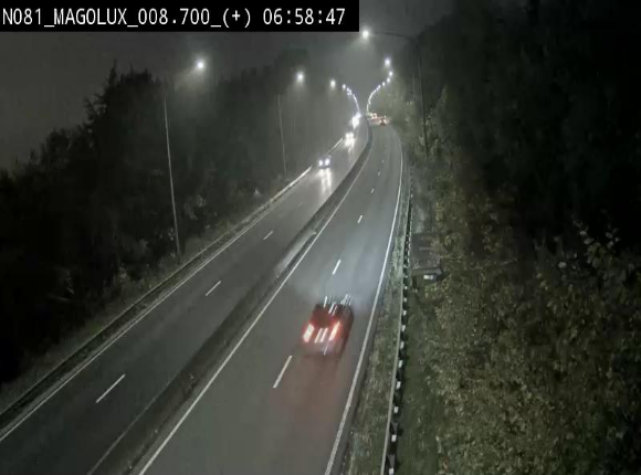 Webcam sur la N81 (E411) à hauteur de la jonction avec la N883. Vue orientée vers Longwy