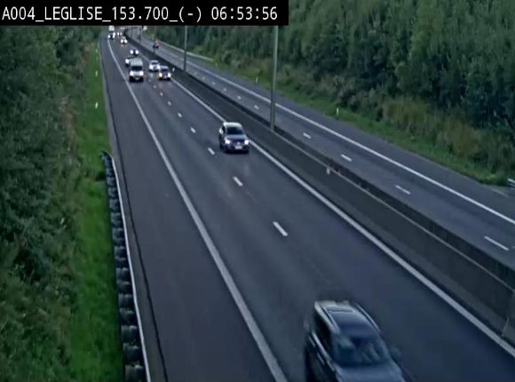 Webcam autoroute A4 (E411-E25) à Léglise, avant la jonction avec la N40. Vue orientée vers Bruxelles