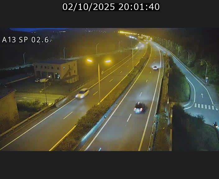 Traffic live webcam Luxembourg Sanem - A13 direction Pétange - BK 2.6