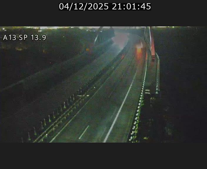 Traffic live webcam Luxembourg Kayl - A13 direction Esch-sur-Alzette/Luxembourg-ville - BK 13.9