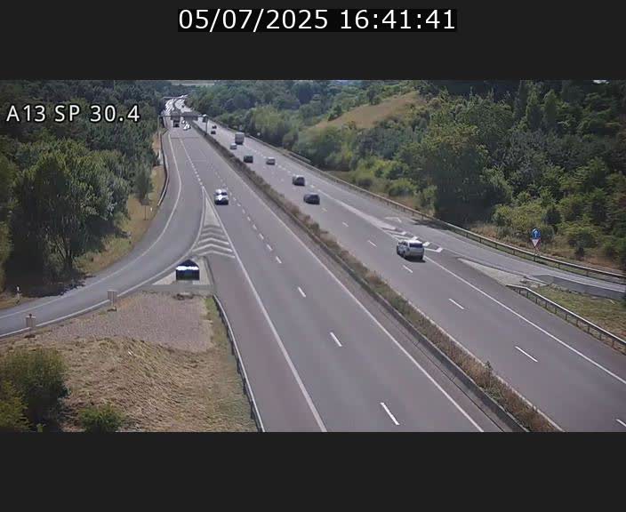 Traffic live webcam Luxembourg Altwies - A13 direction Luxembourg-ville - BK 30.4