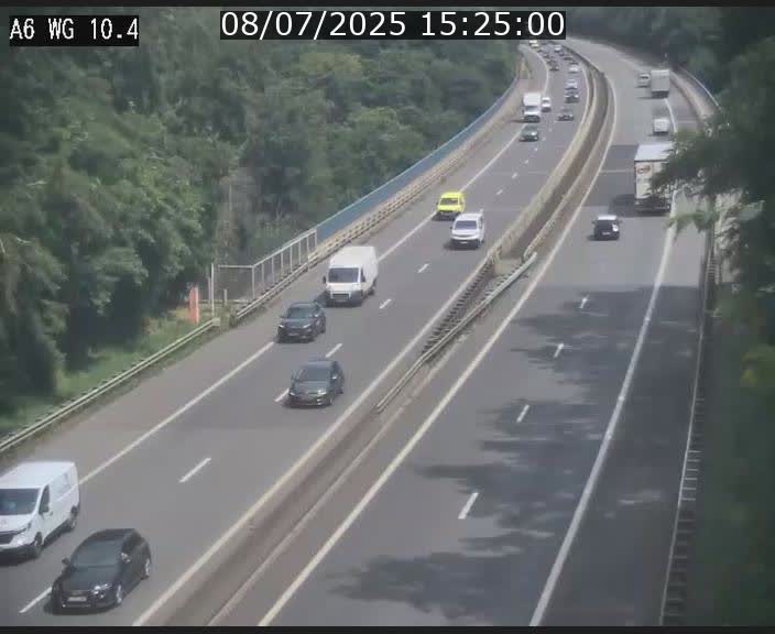 Traffic live webcam Luxembourg Mamer - A6 - BK 10.4 - direction Luxembourg/France/Allemagne
