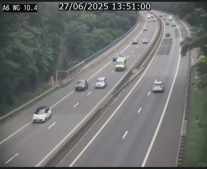 Traffic live webcam Luxembourg Mamer - A6 - BK 10.4 - direction Luxembourg/France/Allemagne
