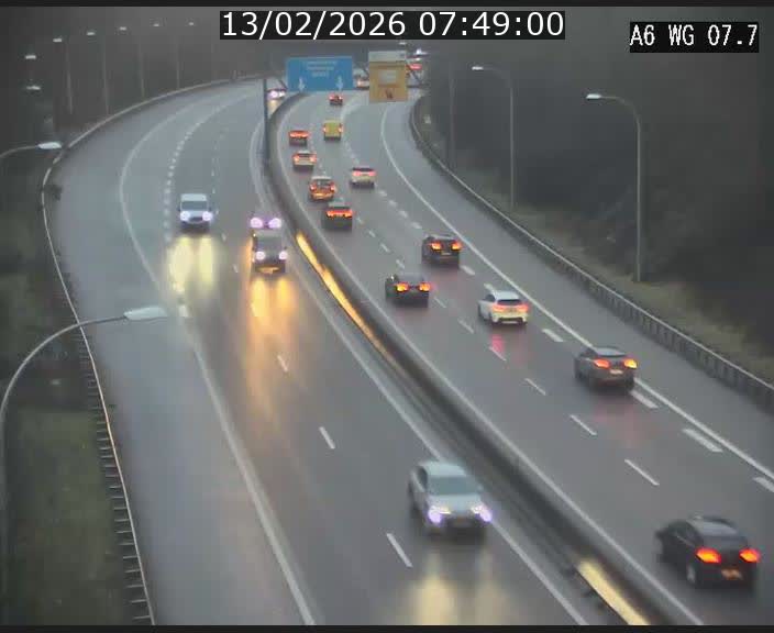 Traffic live webcam Luxembourg - Bridel - A6 - BK 7.7 - direction Belgique