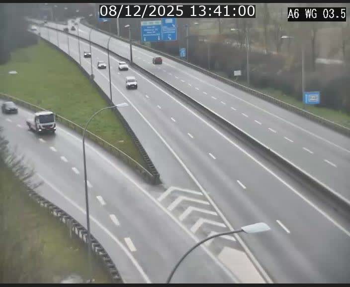 Traffic live webcam Luxembourg - Croix de Cessange - A6 - BK 3.5 - direction France/Allemagne