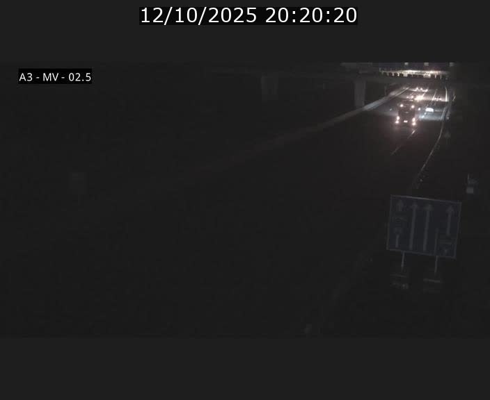 Webcam autoroute A3 au Luxembourg à proximité de la Croix de Gasperich. Vue orientée vers Luxembourg