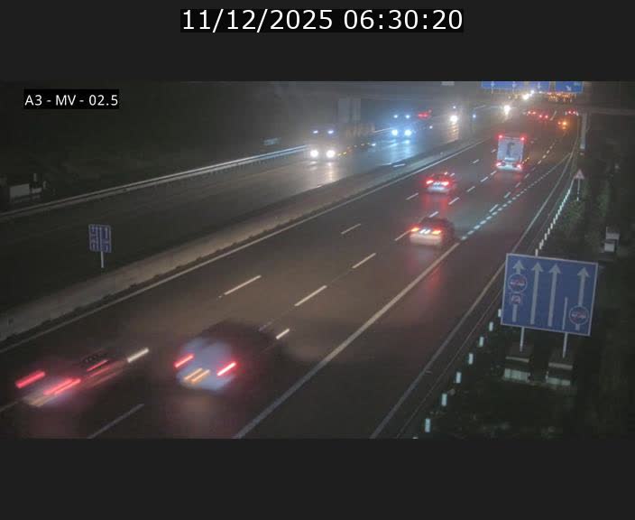 Webcam autoroute A3 au Luxembourg à proximité de la Croix de Gasperich. Vue orientée vers Luxembourg