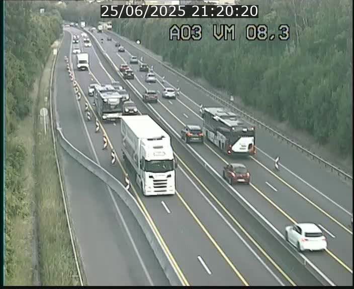 Traffic live webcam Luxembourg Bettembourg - A3 - BK 8.3 - direction France