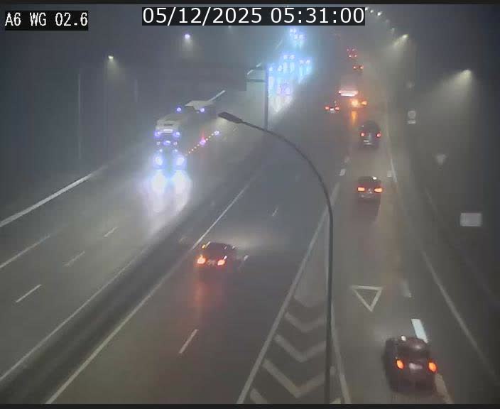 Traffic live webcam Luxembourg Croix de Cessange - A6 - BK 2.6 - direction France/Allemagne