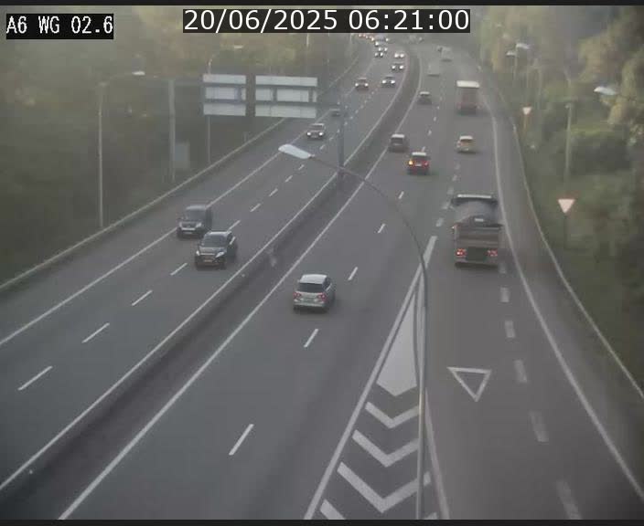 Traffic live webcam Luxembourg Croix de Cessange - A6 - BK 2.6 - direction France/Allemagne