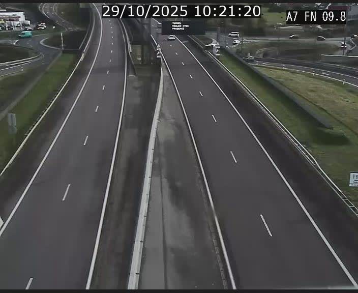 Caméra trafic Luxembourg - A7, Tunnel Gousselerbierg, sortie sud, direction rond-point Lorentzweiler (BK 9.9)