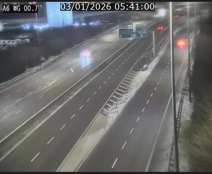 Traffic live webcam Luxembourg Croix de Cessange - A6 - BK 0.7 - direction A3 France